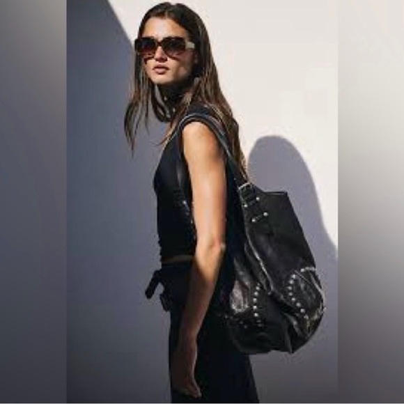 Free People Bushwick leather tote EUC - Picture 4 of 8